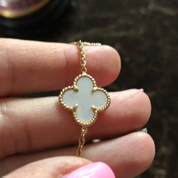 14k gold and mother of pearl necklace - Picture 2 of 4